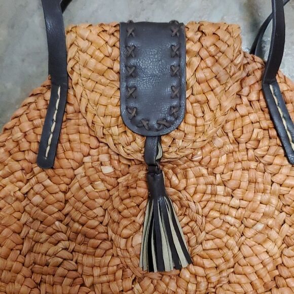 Bay Sky Corn Husk Purse. - Picture 2 of 5